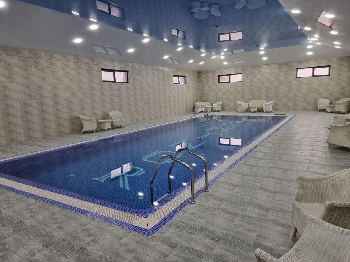 Chlnor Hotel Andijan Exteriör bild
