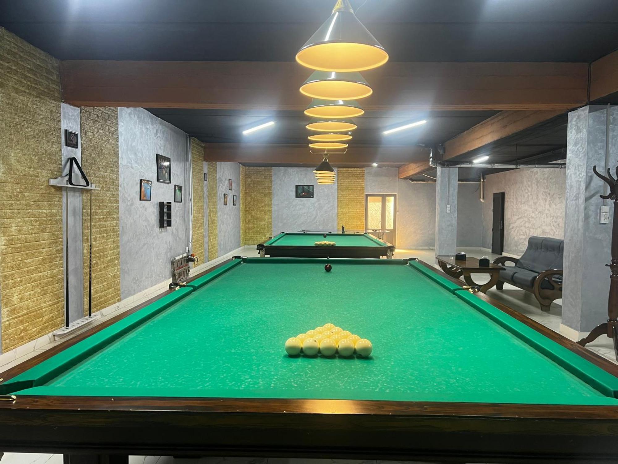 Chlnor Hotel Andijan Exteriör bild