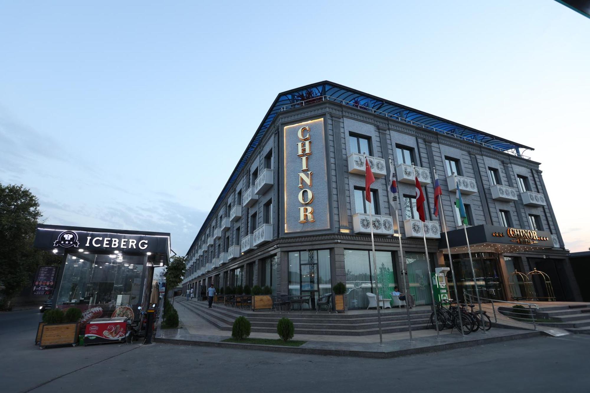 Chlnor Hotel Andijan Exteriör bild